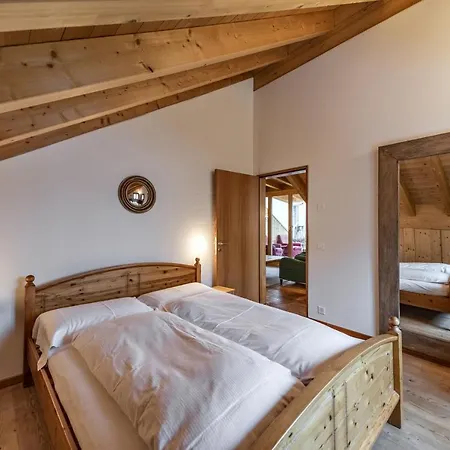 Chalcherin - Celerina アパート ツェエリーナ